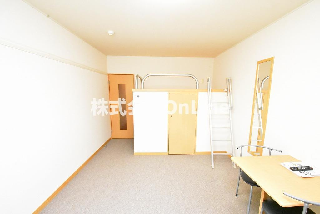 レオパレス恩智北町ハイツの寝室