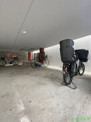 【エントランス】 | エムロード大正