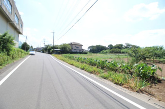 【前面道路含む現地写真】