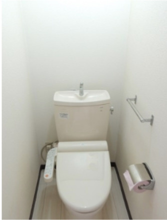 コーポアセッツ38のトイレ|ゆったりとした空間のトイレです