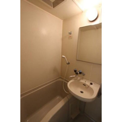 【浴室】 | メゾン・ド・プレミス | コンパクトで使いやすいお風呂です