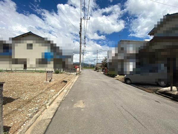 岩出市金屋　土地の前面道路含む現地写真|前面道路幅約6.2ｍ