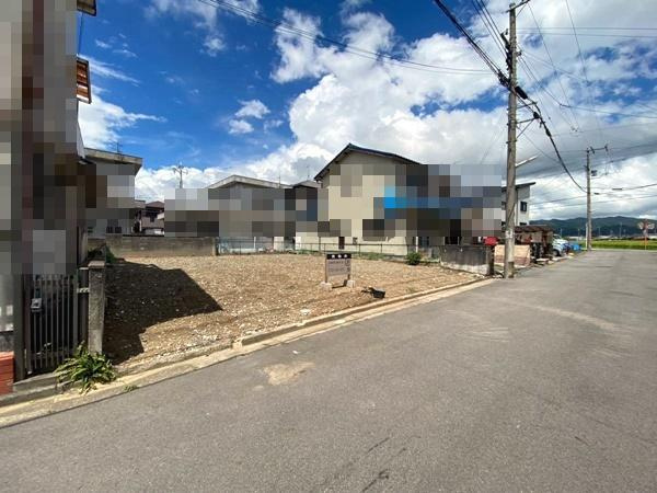 岩出市金屋　土地の前面道路含む現地写真