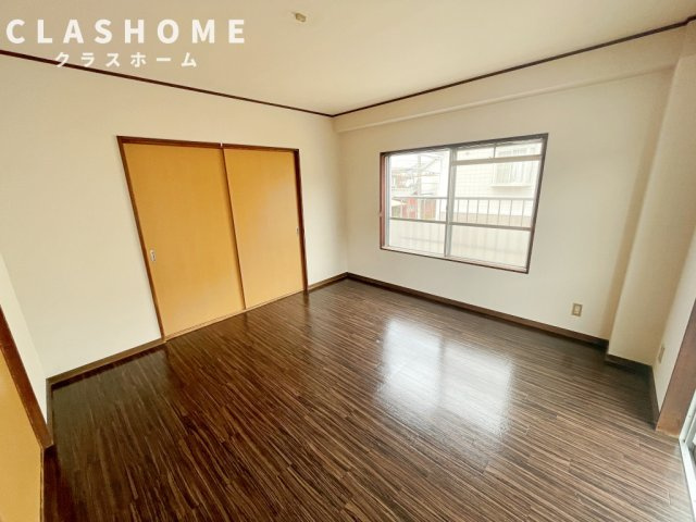 ファミリーマンション住吉　　　刈谷市近郊の賃貸はクラスホームの居間・リビング|同物件の別部屋になります。