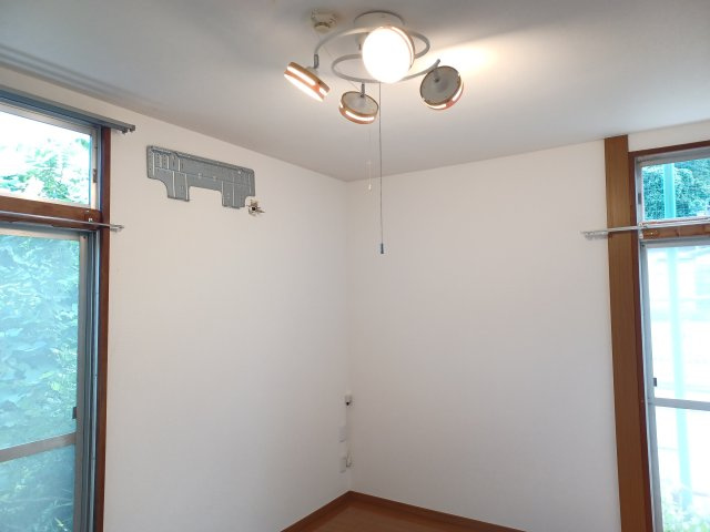 滑川町羽尾4942-83貸家の内装|内装は落ち着いています