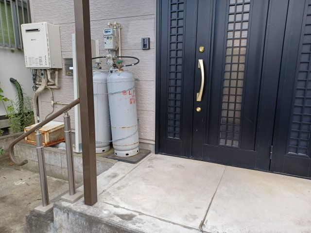 滑川町羽尾4942-83貸家の玄関|玄関です