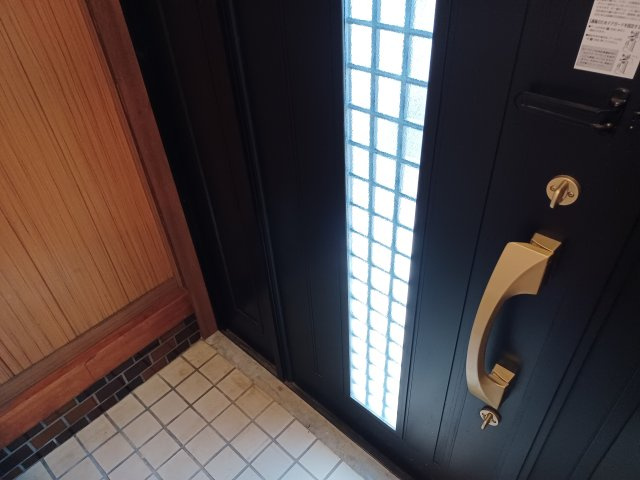滑川町羽尾4942-83貸家の玄関|室内鍵です