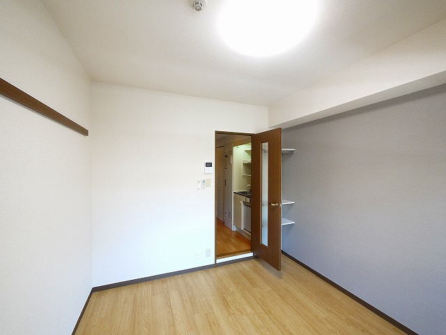 コーポひろおかの洋室