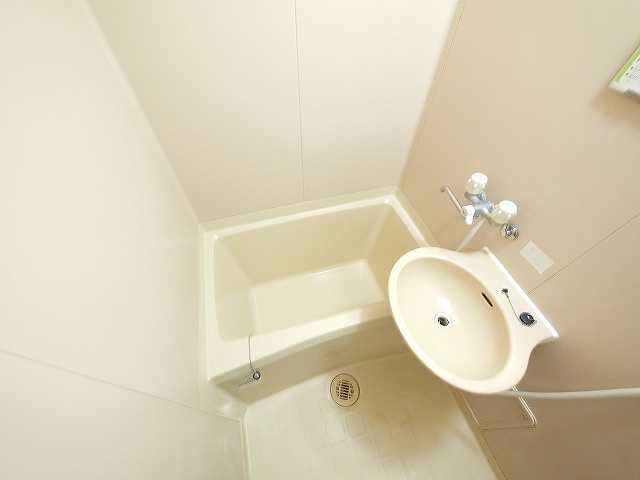 コーポひろおかの浴室