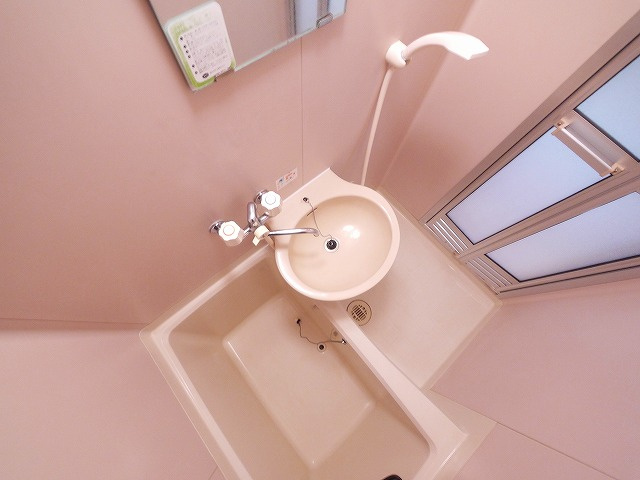 コーポひろおかの浴室