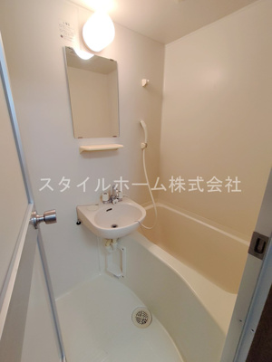 【浴室】 | ベルデパルク | 別部屋写真です。