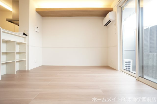 熊本市中央区本荘５丁目のアパートの居間・リビング
