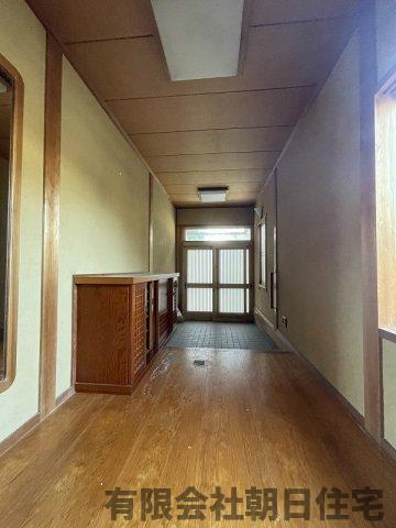 【玄関】 | 東津田町中古・事務所