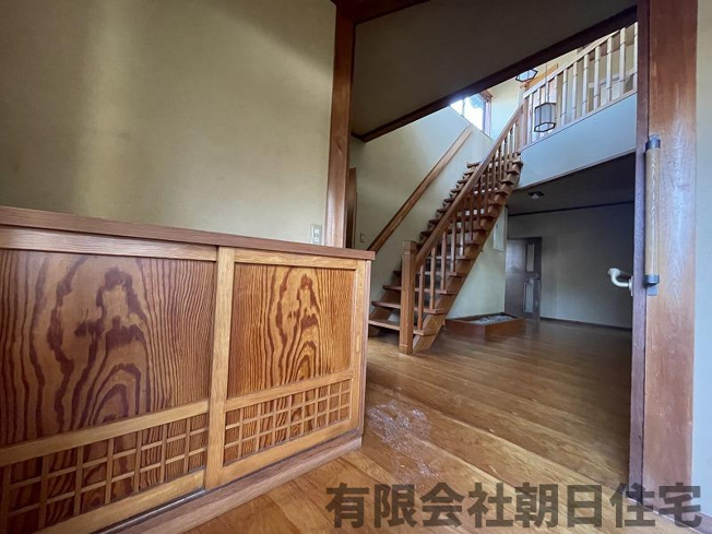 【玄関】 | 東津田町中古・事務所