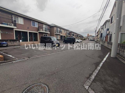 【駐車場】 | バリュアブル　A棟