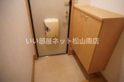 【玄関】 | バリュアブル　A棟