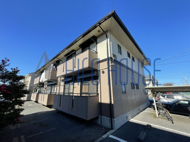 ハイカムール泉Aの外観