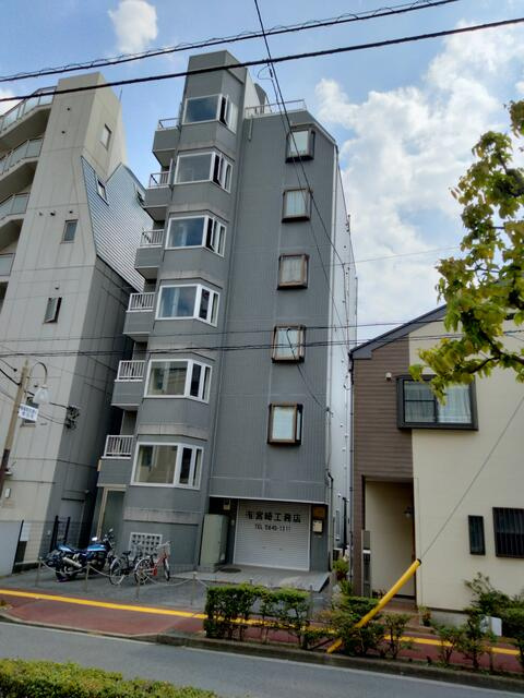 ドマーニ梅島の画像