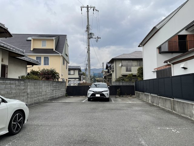 中村駐車場