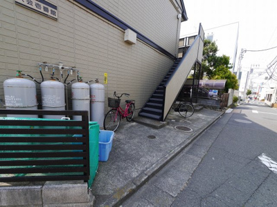 【エントランス】 | シティハイム　六会壱番館