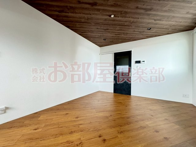 T-Regno野伏間B棟の洋室|落ち着いた色調の洋室です
