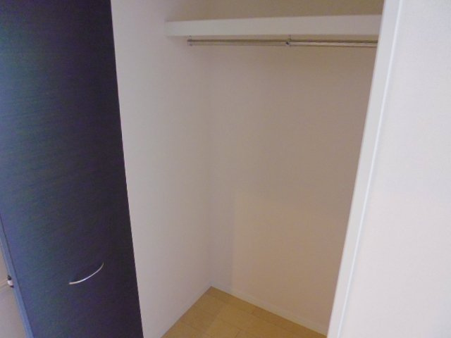 倉敷市福田町古新田のアパートの収納|クローゼット