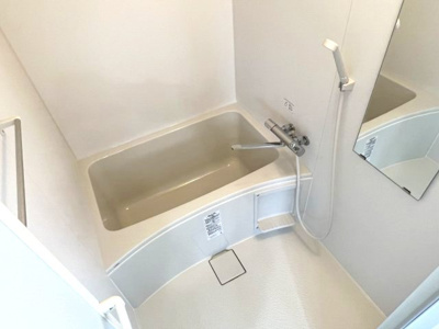 【浴室】 | シャンブル岡本