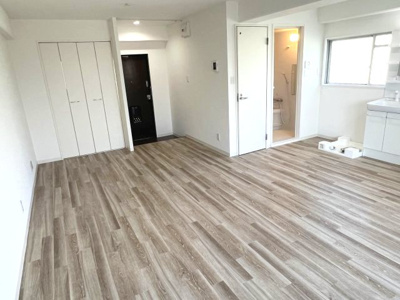 【寝室】 | シャンブル岡本