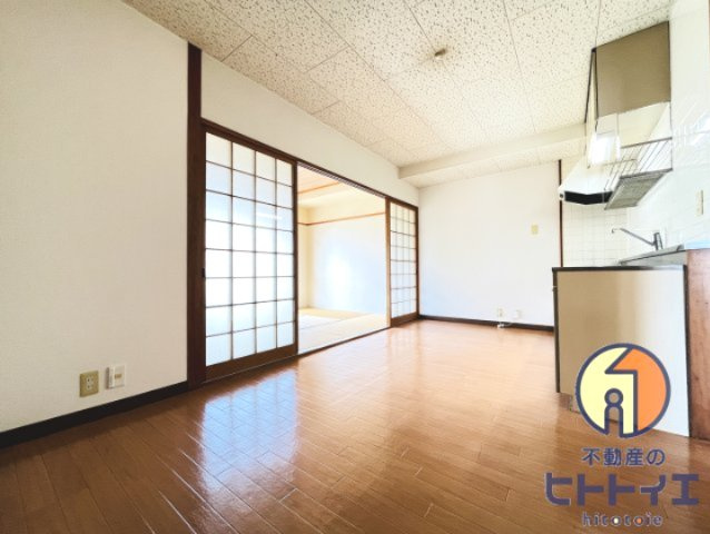 いわとハイツの居間・リビング