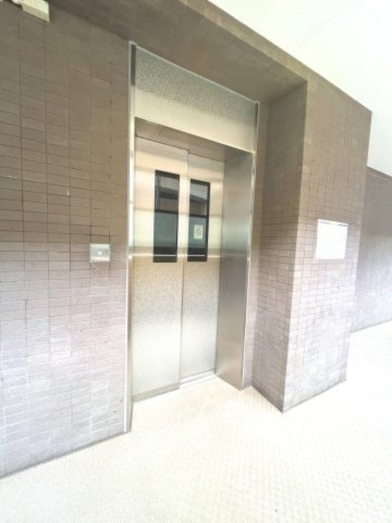 【その他】 | ルピナス国立ステーションスクエア | 【 others 】
エレベーターが2機完備されており、荷物の持ち運びが容易です。