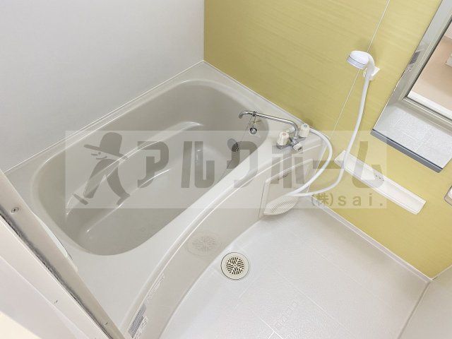 ジョイフル四寳庵の浴室