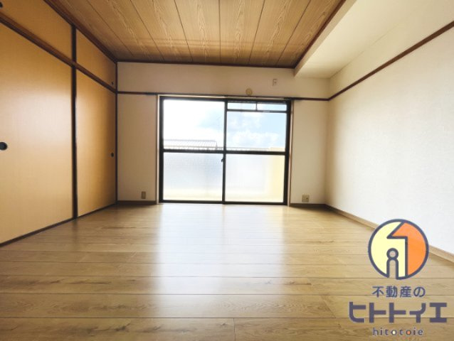 いわとハイツの洋室