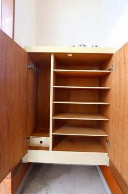 【内装】 | メゾン柴田 | 室内写真は参考です。
階段