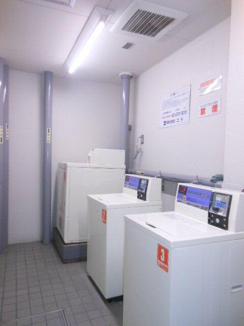 コインランドリー（有料）