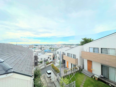 【展望】 | ◆◇鴨居２丁目　中古戸建◇◆ | ◆前面には遮るものがなく、開放感と日当たりの確保がされております。現地にてこの眺望を是非ご確認ください。