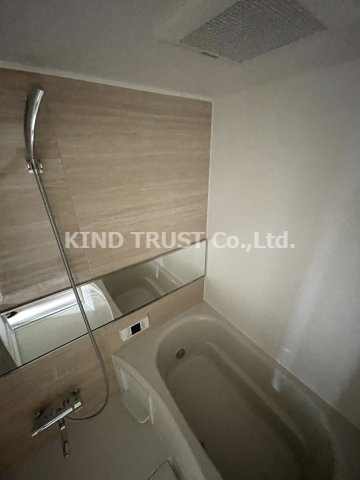 第1渡部ビルの浴室|ゆったり過ごせるお風呂です