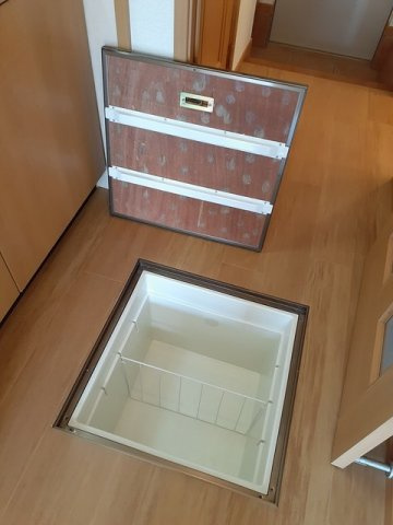 メゾン　やわらぎのキッチン|床下収納です