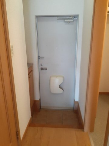 メゾン　やわらぎの玄関