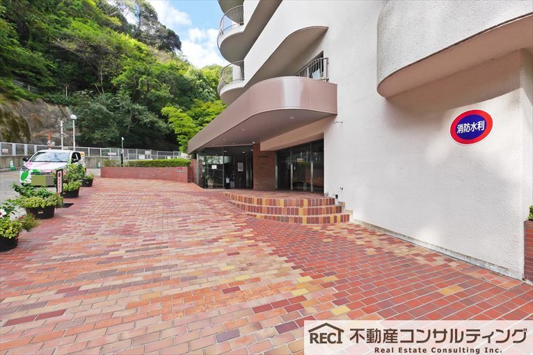 熊内台セントポリアのエントランス