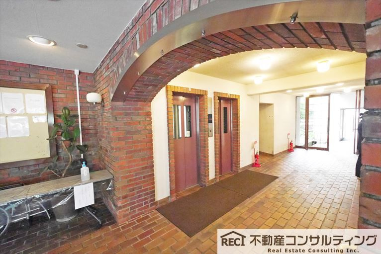 熊内台セントポリアのエントランス