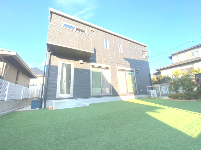 糟屋郡志免町王子三丁目戸建の外観|セキスイハイム施工、築4年の築浅物件！並列3台駐車可能です！