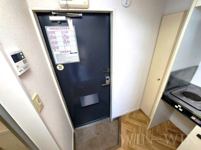 フォレスト小池の玄関