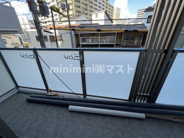 Sarnath海老江のバルコニー