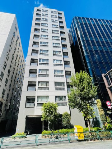 セレビア新宿御苑前の外観