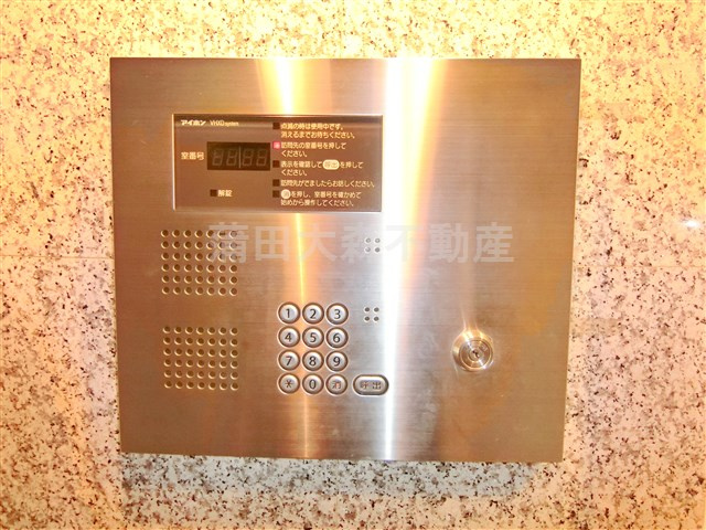 タートル仲六郷のエントランス