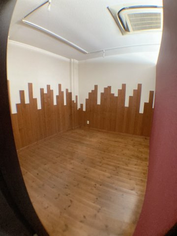 雁宿町店舗の内装