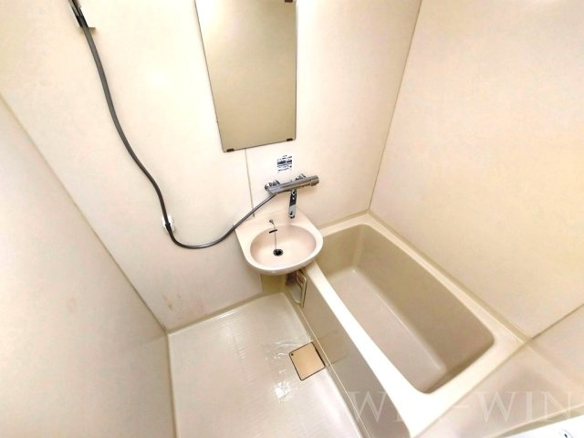 ガーデンハイツの浴室|イメージ（同建物内別部屋の写真です）