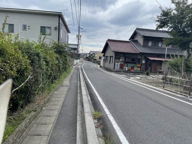 各務原市川島河田町の前面道路含む現地写真