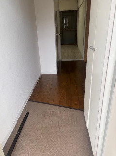 ウエストヴィレッヂの玄関