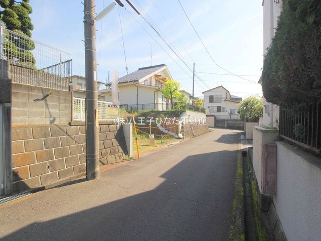 八王子市南陽台1-21-9【仲介手数料無料】　八王子市南陽台　売地の前面道路含む現地写真|～仲介手数料無料☆八王子ひなた不動産～八王子市南陽台　売地
